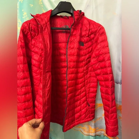 The North Face Men's Thermoball Red Puffer Jacket Full Zip Size: M - Picture 6 of 14